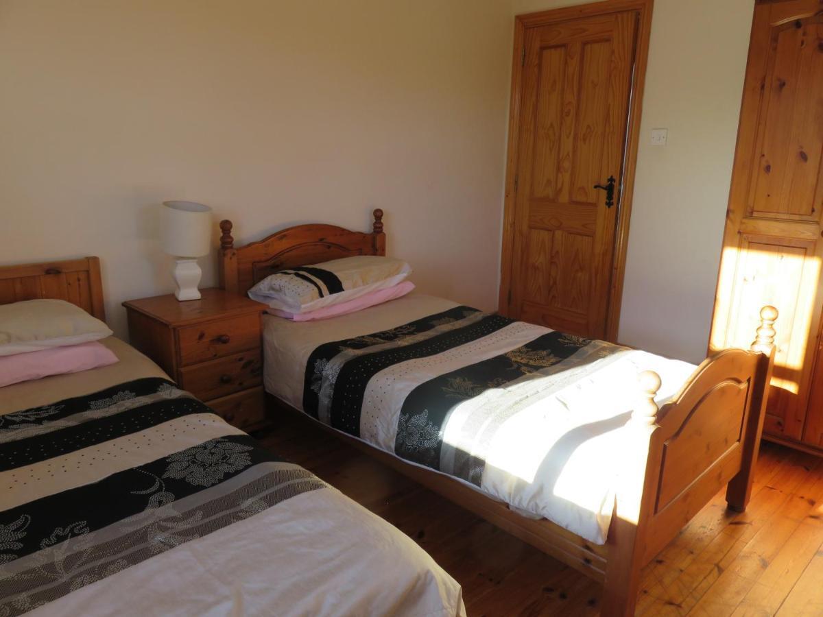 Bunkhouse - Letterfrack Farm Villa Exterior photo